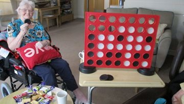 Fun and games at Hinckley care home